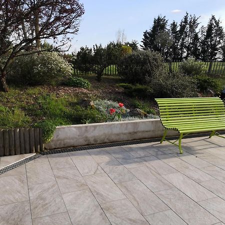 Chambre Avec Entree Independante Dans Un Ecrin De Verdure Dommartin  エクステリア 写真